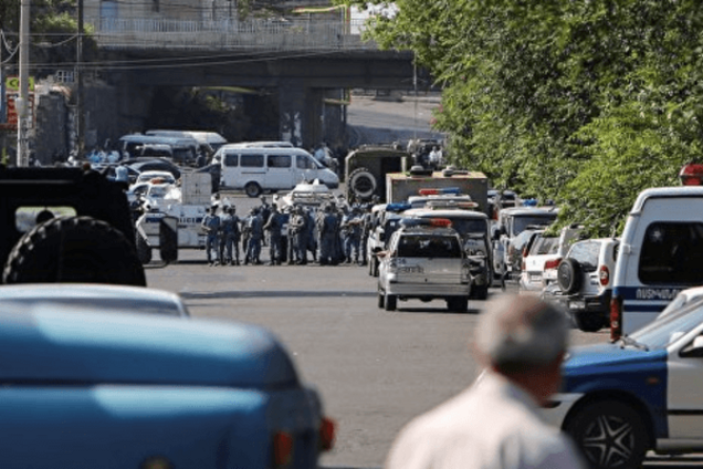 Беспорядки в Ереване