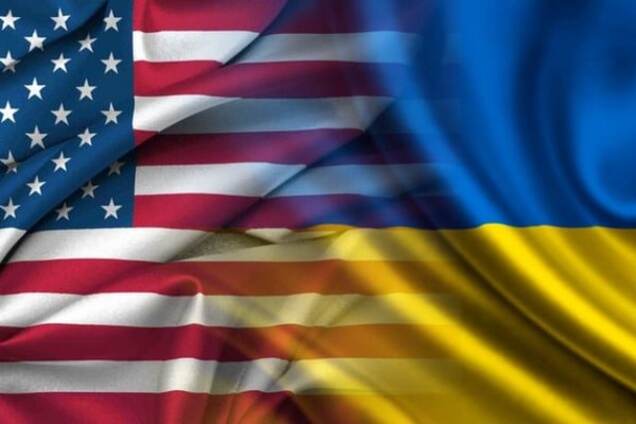 Флаги США и Украины