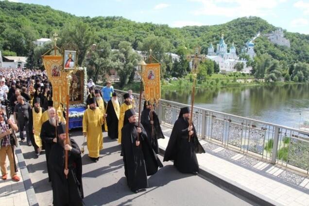 На смену 'зеленым' человечкам пришли 'черные'