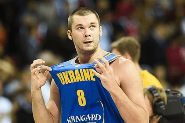 Кирилл Фесенко