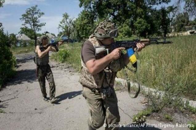 На Донбасі загинули семеро українських військових