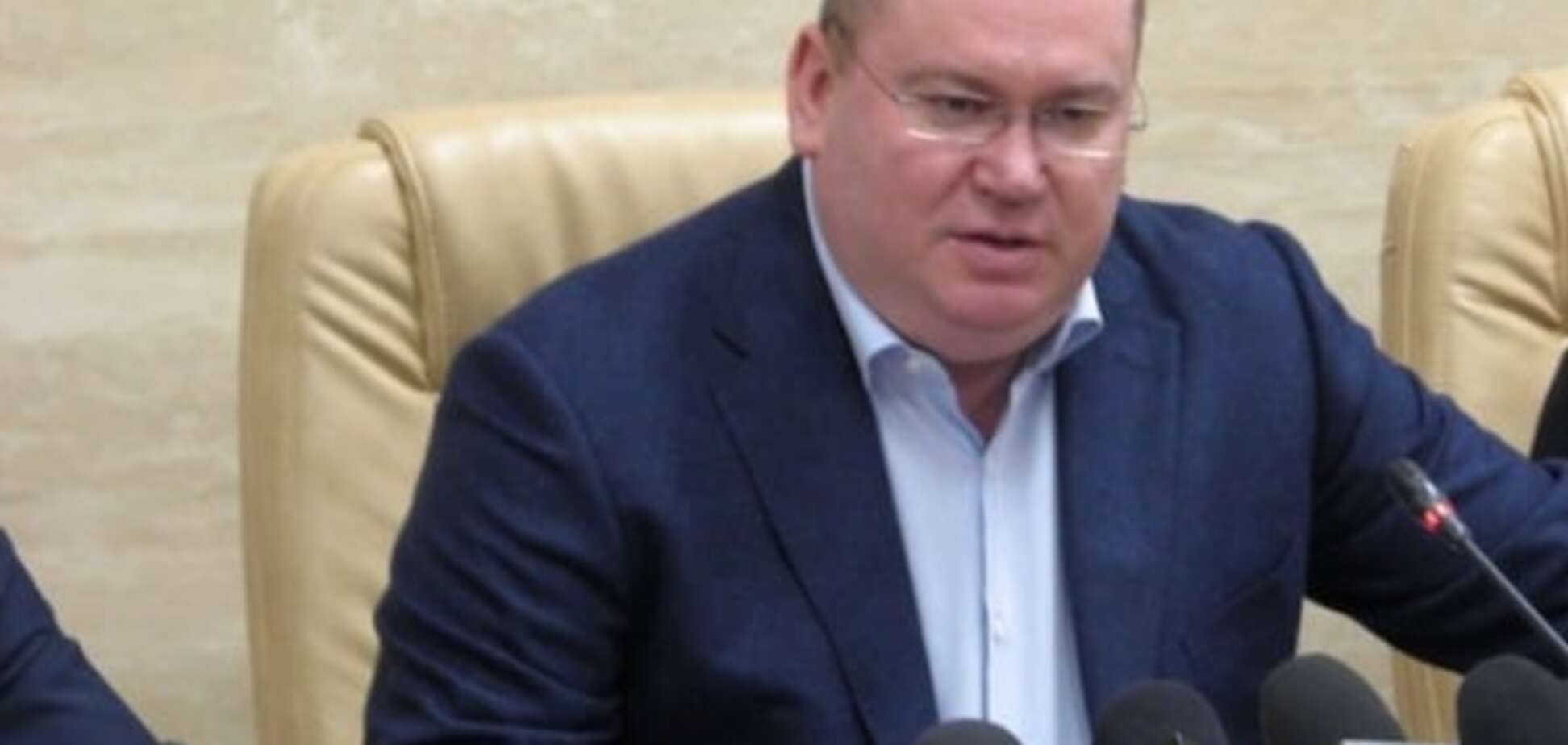  Валентин Резниченко поблагодарил всех, кто организовывал выборы на 27-м округе Днепропетровской области