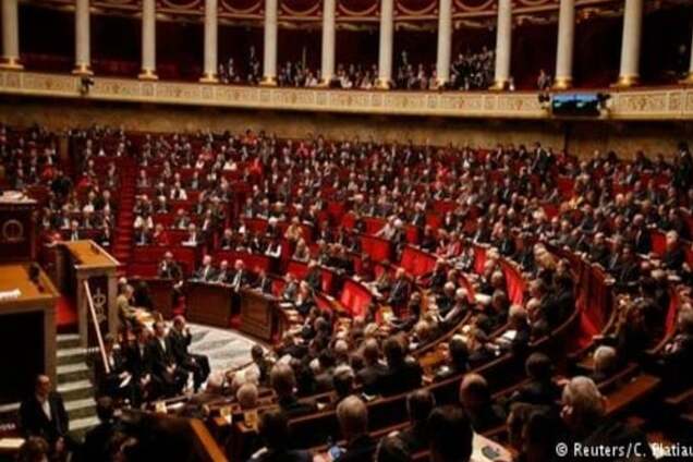 У Франції хочуть карати штрафами заперечення геноцидів
