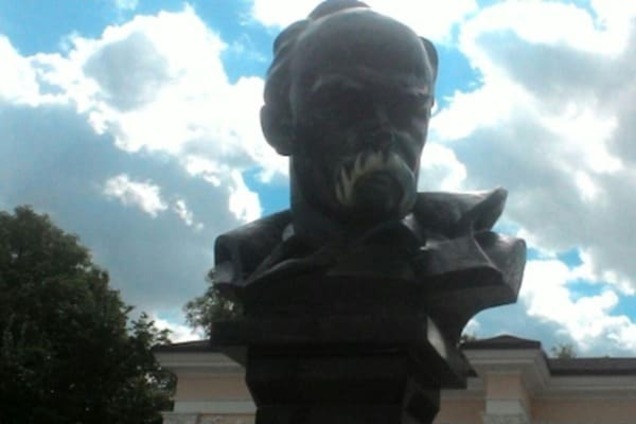 пам\u0027ятник Шевченку