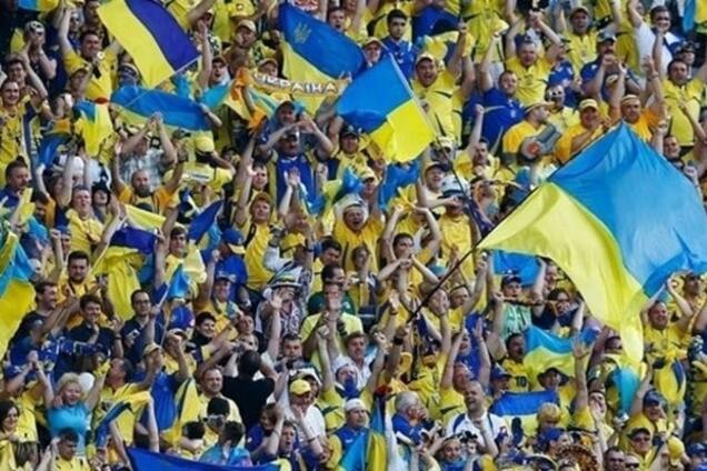 Премьер-лига Украины представила новую эмблему: фотофакт
