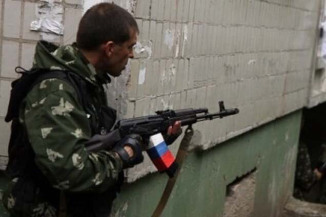 Террористы ограбили женщину на Луганщине