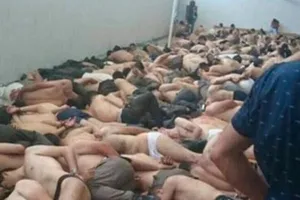 Пытки военных в Турции