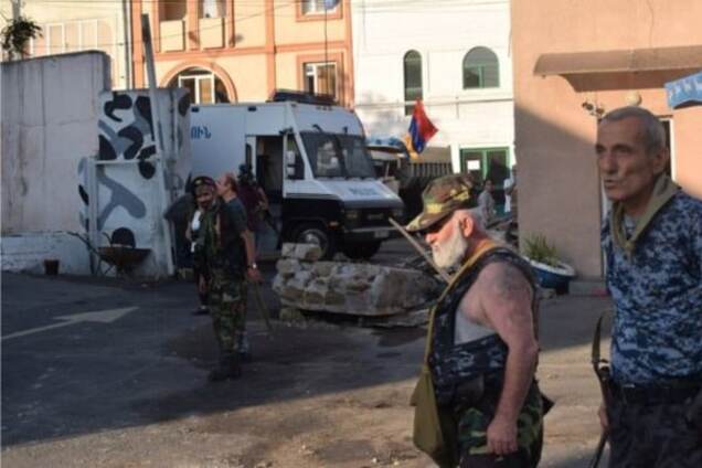 Беспорядки в Ереване