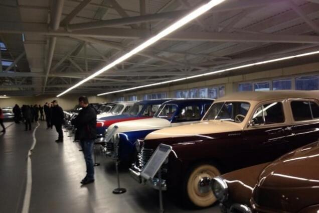 Ретро-автомобили Януковича