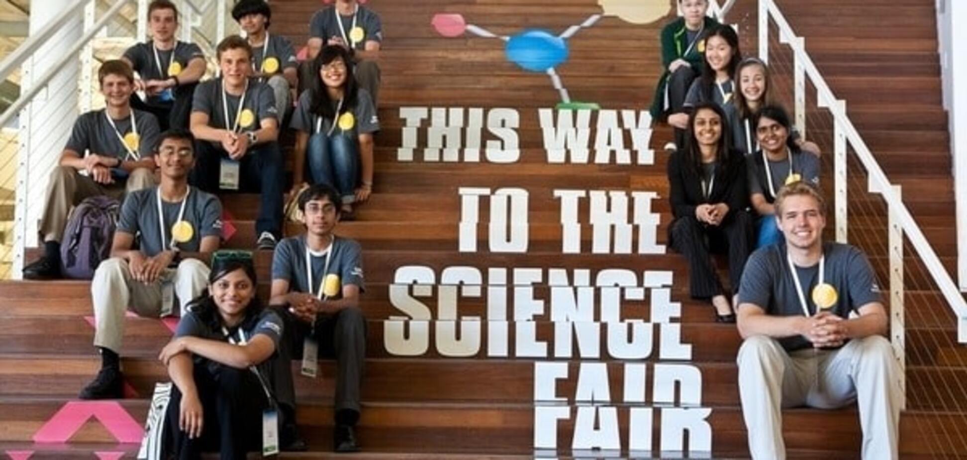 Четыре украинских школьника попали в число финалистов конкурса Google