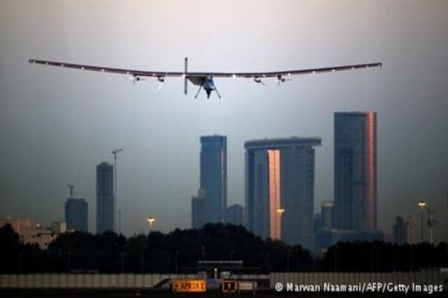Solar Impulse 2 успішно завершив навколосвітню подорож