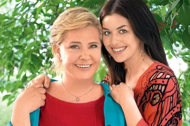 Татьяна Догилева об анорексии дочери: ее заново учили есть