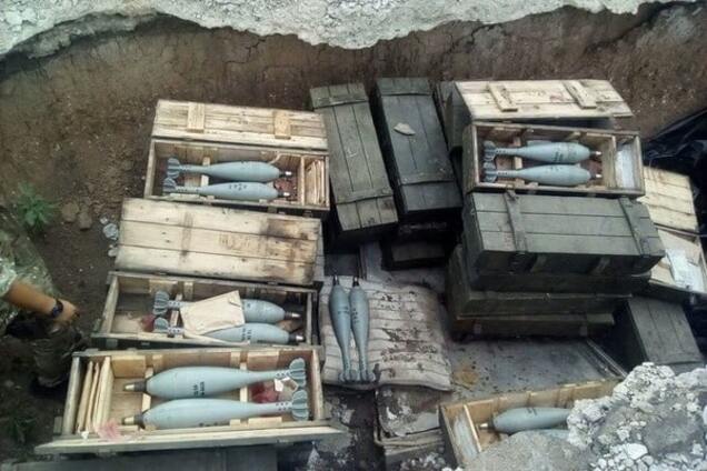 Обезоружили: на Донбассе СБУ нашла тайник 'ДНР' с сотнями мин