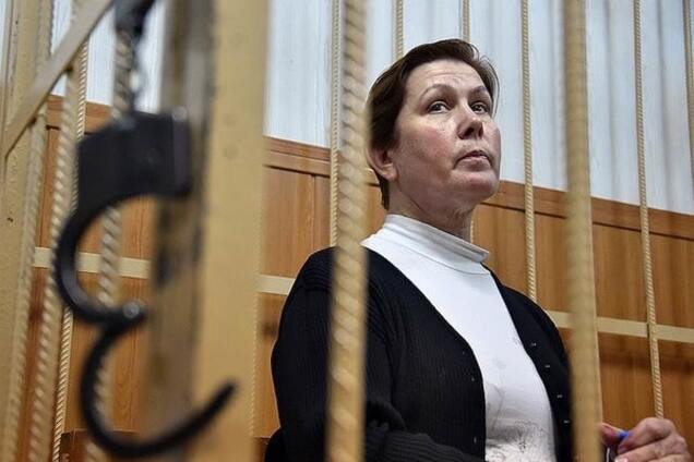 Наталія Шаріна, суд, бібліотека