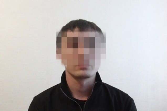 Сотрудник \'налоговой инспекции ЛНР\'