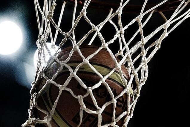 Сборная Украины победно стартовала на Евробаскете