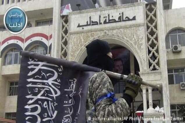 США бомбардуватимуть сирійських ісламістів попри їхній розрив з 'Аль-Каїдою'