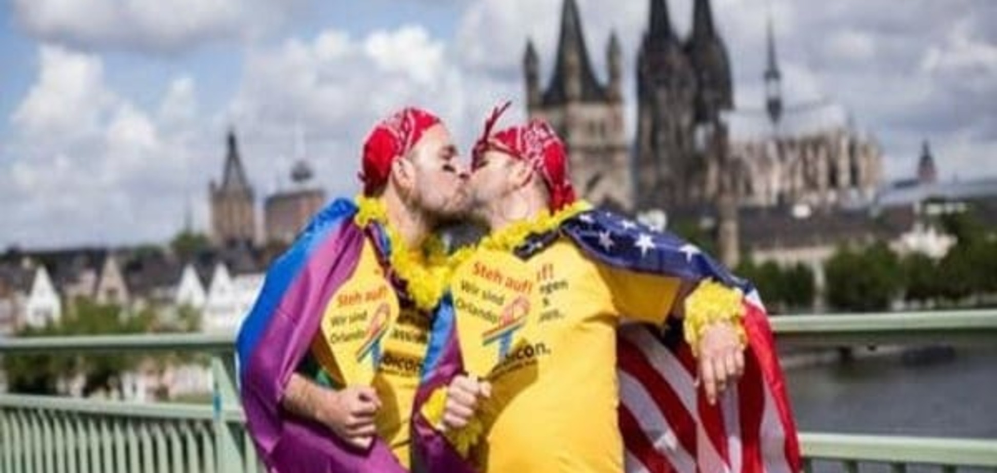 CSD-2016: У Кельні пройшов один з найбільших у світі гей-парадів