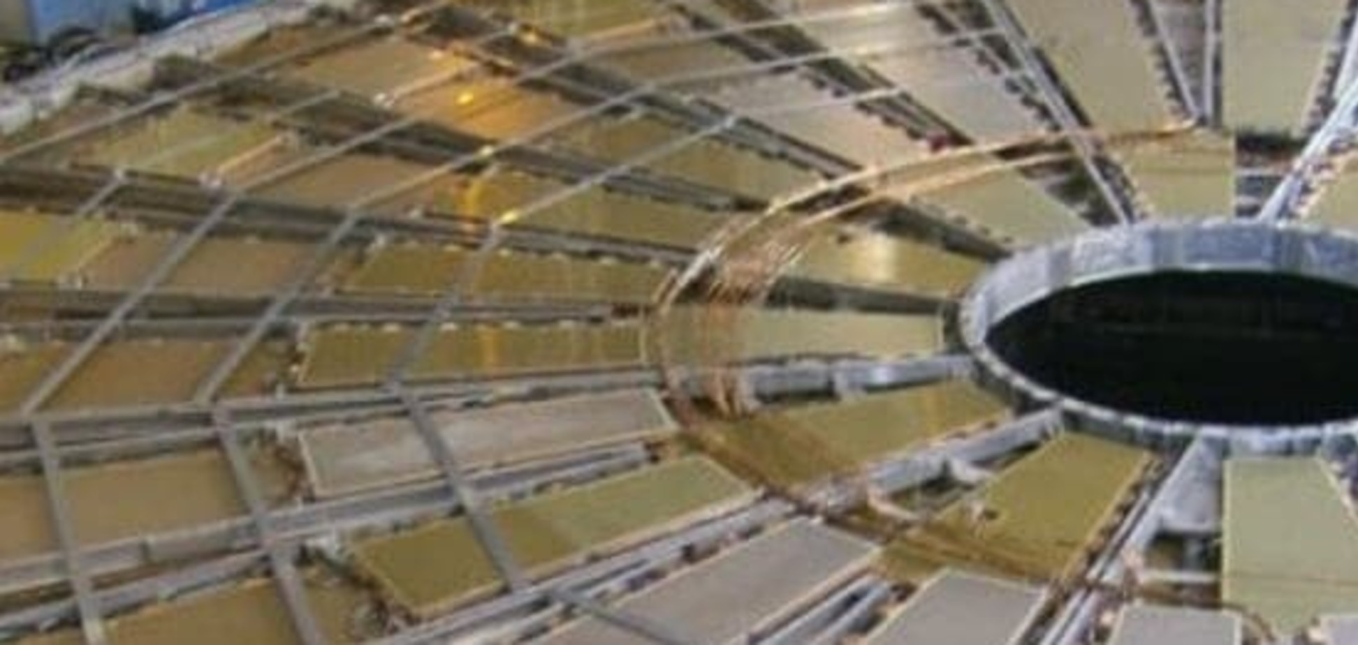 По ту сторону: Большой адронный коллайдер открыл портал в другой мир