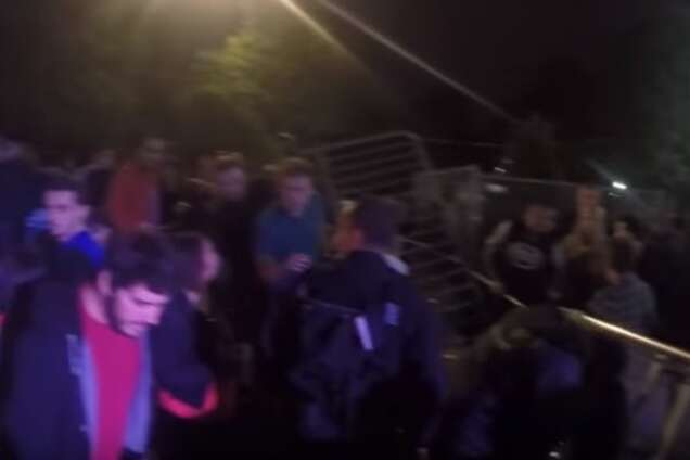 Массовая давка в фан-зоне Парижа