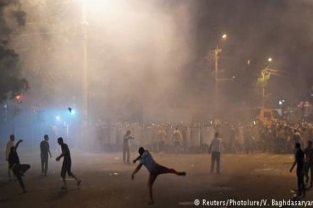 Внаслідок розгону демонстрації в Єревані госпіталізували 60 осіб
