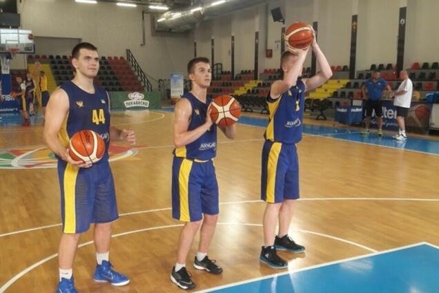 Юніорська збірна України з баскетболу