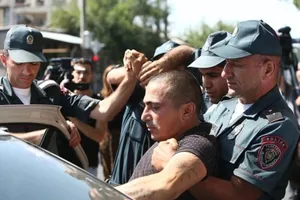 Беспорядки в Ереване