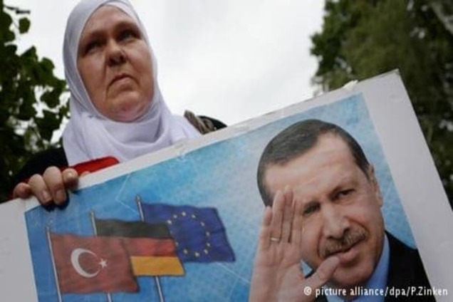 Конституційний суд ФРН заборонив пряме включення Ердогана на акції в Кельні