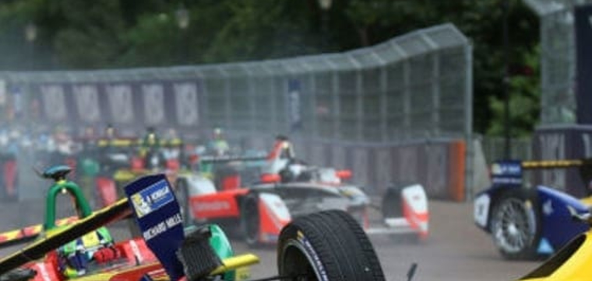 Самые впечатляющие аварии сезона в Formula-E: опубликовано видео