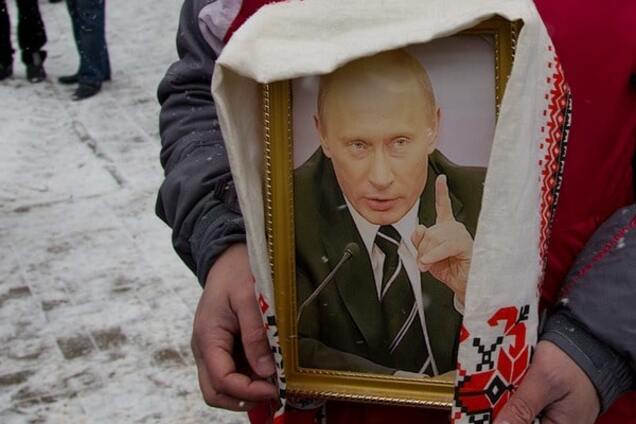 Ведущий Первого канала: Путина хотят канонизировать при жизни