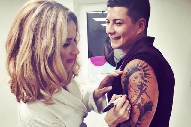 Светлана Лобода с поклонником