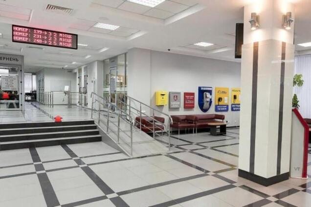 прозорий офіс