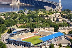 Зоря Луганськ