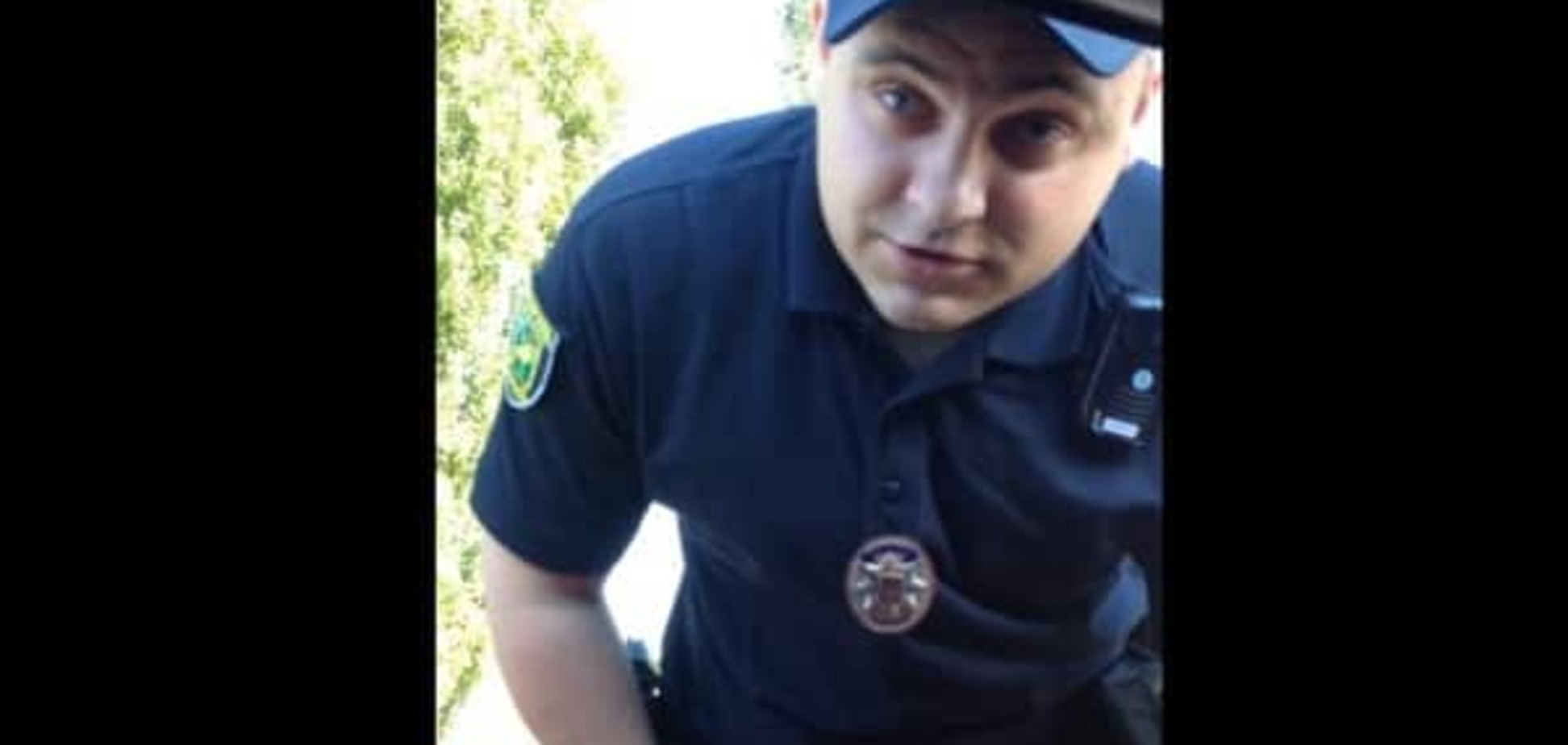 'Чего ты такой дерзкий?' В сети показали хамское поведение харьковского полицейского