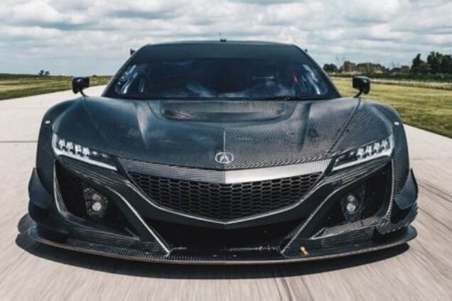Кузов из карбона: Acura показала гоночный купе NSX GT3. Фото