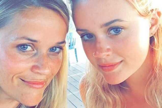 Мамина копия: Риз Уизерспун показала 16-летнюю дочь