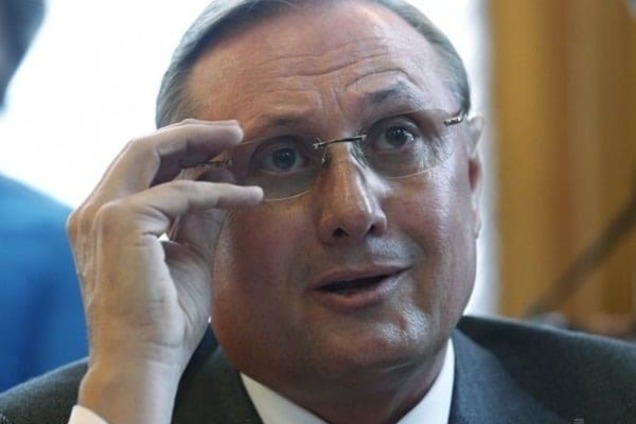 Александр Ефремов