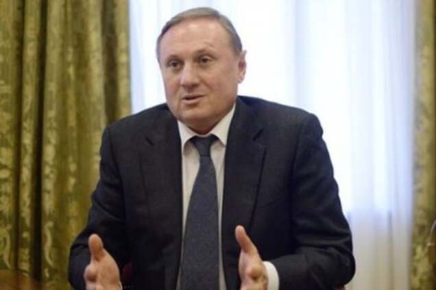 Александр Ефремов