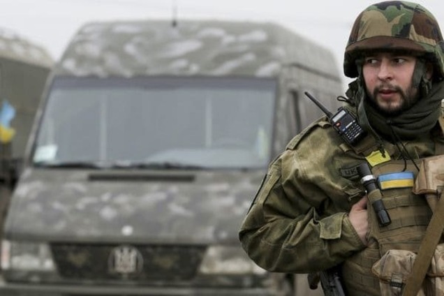 українські військові