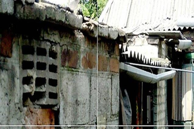 Последствия танкового обстрела Марьинки