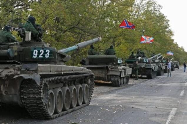 Танки \'ДНР\' на Донбасі