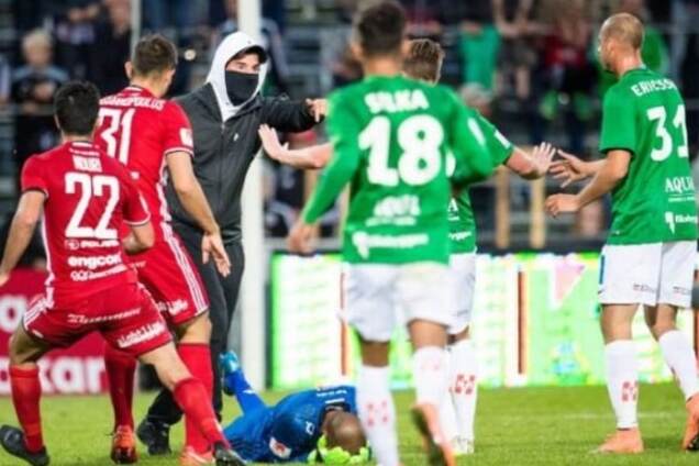 Фанат напав на воротаря