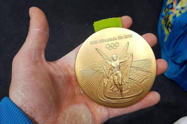 Олег Верняев