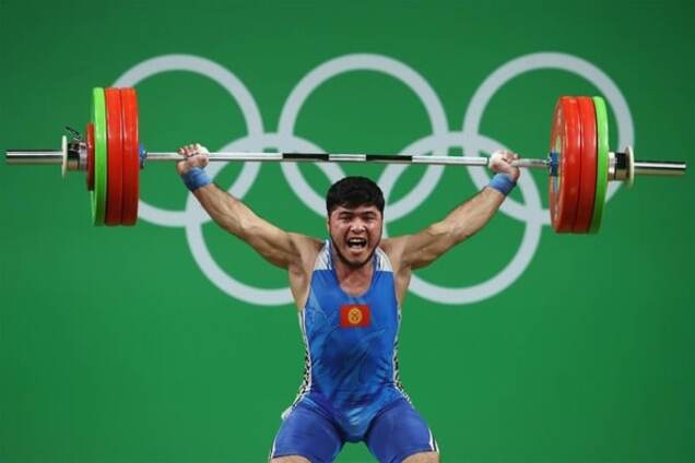 Иззат Артыков