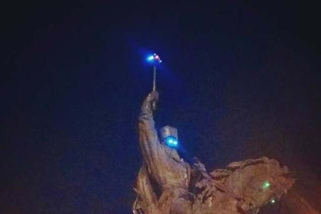 Памятник гетману Сагайдачному