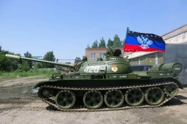 Танки \'ДНР\' на Донбассе