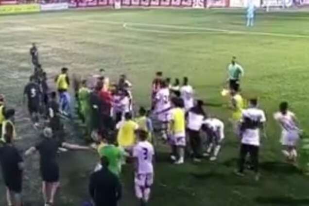 Драка на футболе