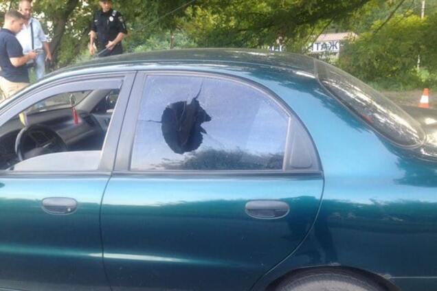 Разбитое стекло