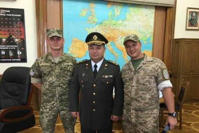 Степан Полторак