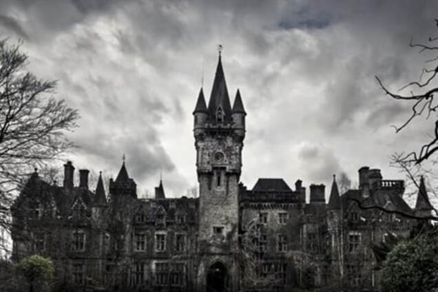 Найстрашніші місця в Європі: топ-10 містичних замків 